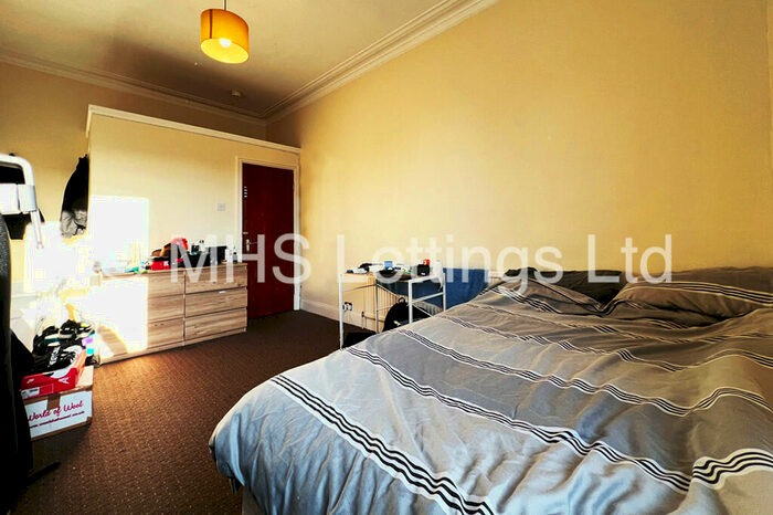 8 Bedroom Terraced House To Rent In Clarendon Road, Leeds, LS2