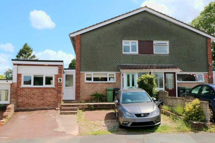 4 Bedroom Semi-Detached House To Rent In Kentchurch Close, Tupsley, Hereford, HR1