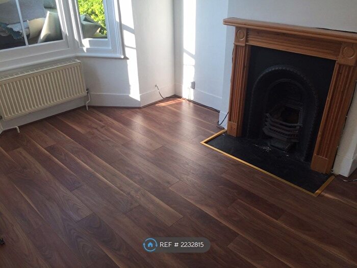 2 Bedroom Terraced House To Rent In Albert Square, London, E15