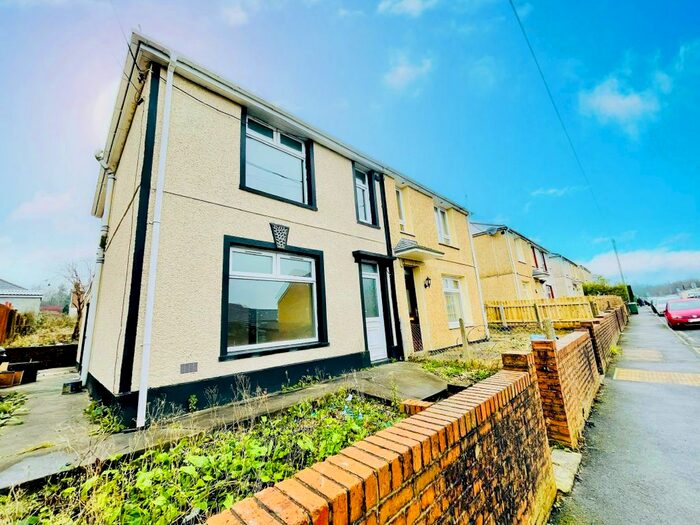 3 Bedroom Semi-Detached House To Rent In Sycamore Avenue, Tredegar NP22