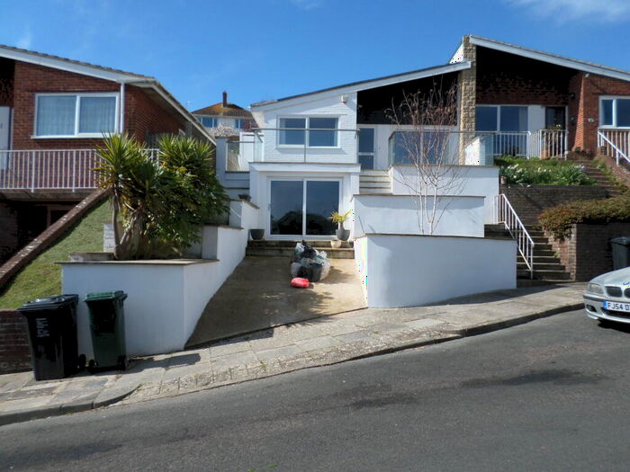 2 Bedroom Bungalow To Rent In Saltdean, BN2