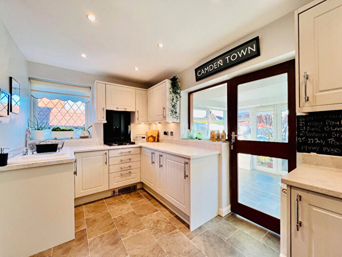2 Bedroom Semi-Detached House For Sale In Queensway, Gawber, S75