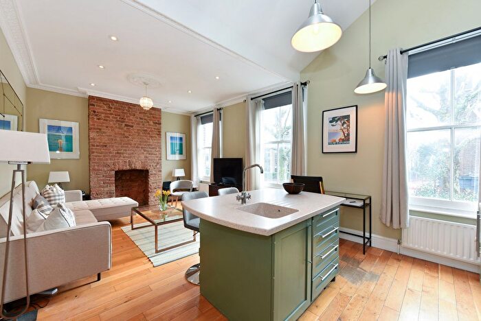 1 Bedroom Flat For Sale In Stamford Brook Road, London, W6