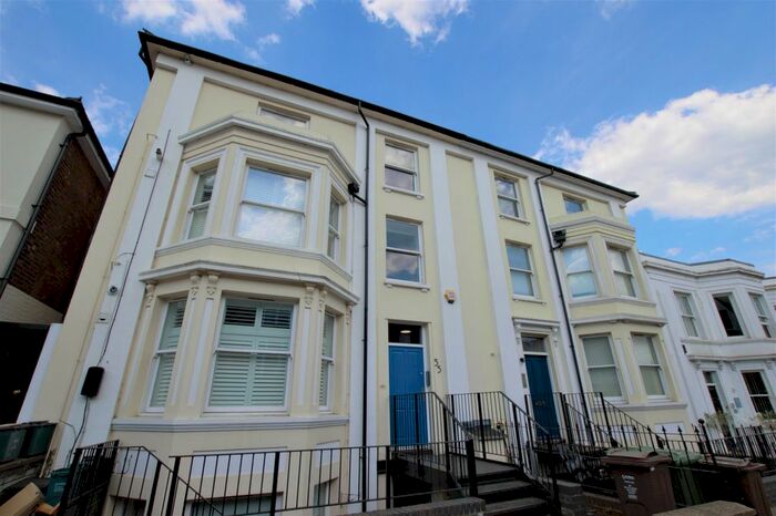 2 Bedroom Flat To Rent In London Road, St.Albans, AL1