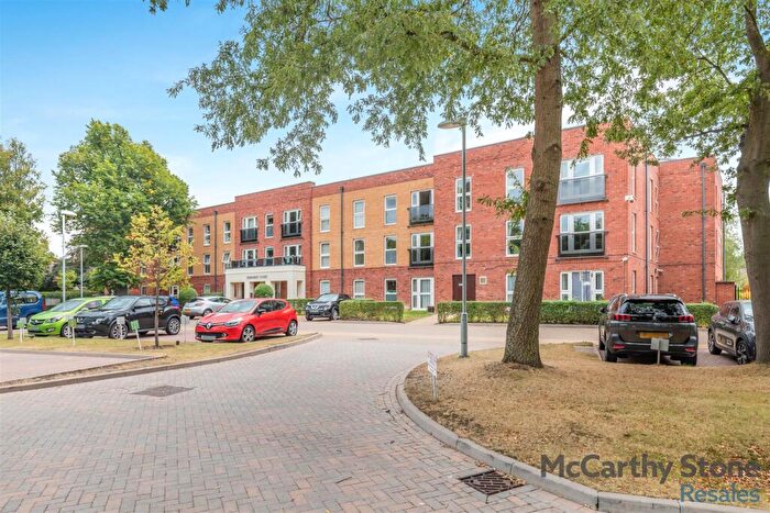 2 Bedroom Apartment For Sale In Humphrey Court, The Oval, Stafford, ST17
