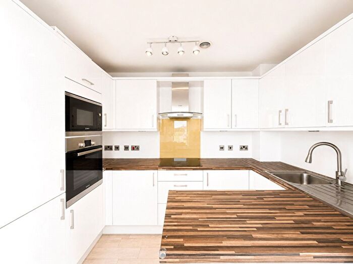 2 Bedroom Flat For Sale In Galton Court, Colindale, NW9