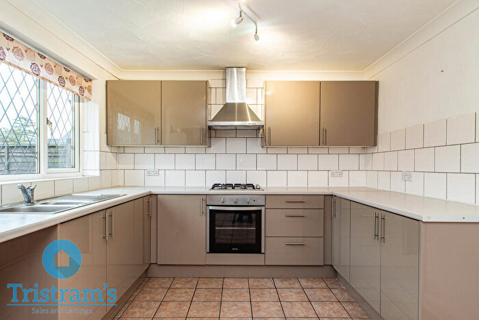 3 Bedroom Terraced House To Rent In Thistledown Road, Nottingham, NG11