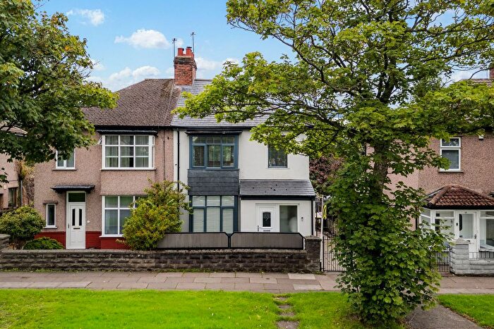3 Bedroom Semi-Detached House For Sale In Brodie Avenue, Liverpool, L18