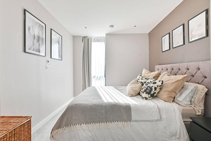 2 Bedroom Flat For Sale In Elvin Gardens, Wembley Park, Wembley, HA9