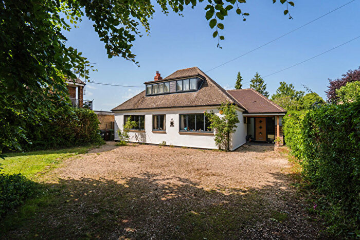 4 Bedroom Chalet To Rent In Oxford Road, Oxford, OX2