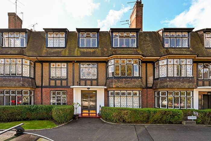 Studio To Rent In Cambridge Park, St Margarets, Twickenham, TW1