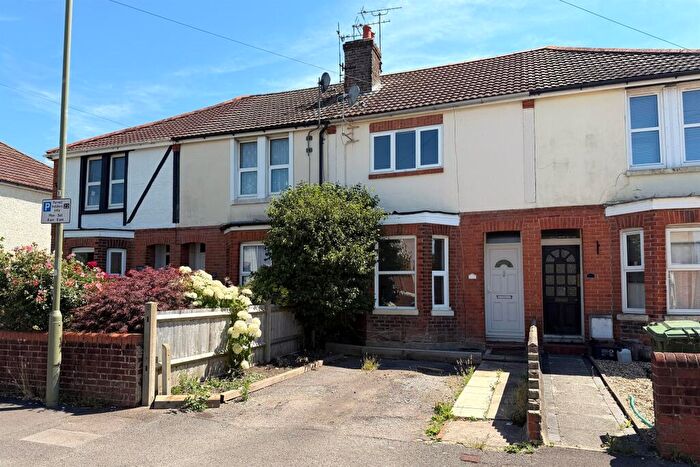 3 Bedroom Terraced House To Rent In Eastleigh, SO50