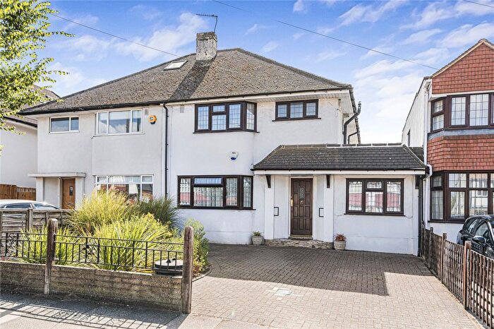 4 Bedroom Semi-Detached House For Sale In Hospital Bridge Road, Twickenham, TW2