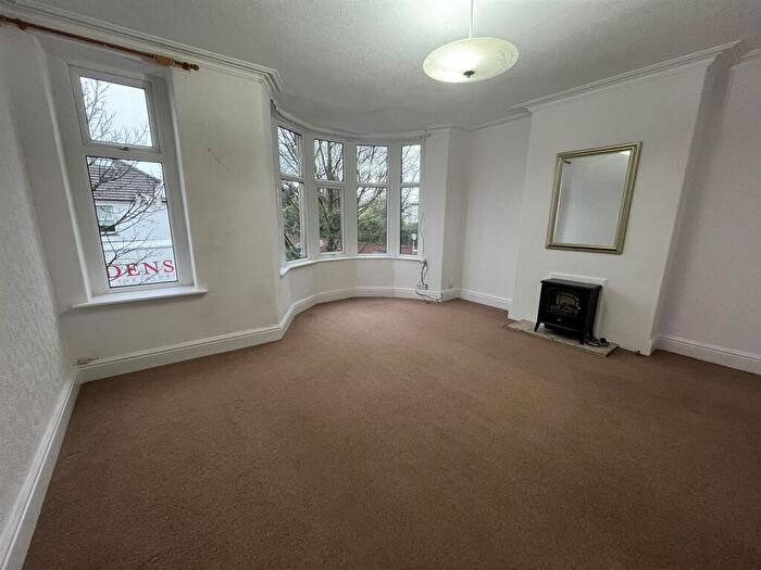 3 Bedroom Maisonette To Rent In Princes Crescent, Morecambe, LA4