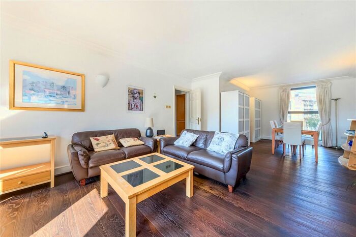 2 Bedroom Flat To Rent In Chelsea Gate Apartments, Ebury Bridge Road, Chelsea Embankment, London, SW1W