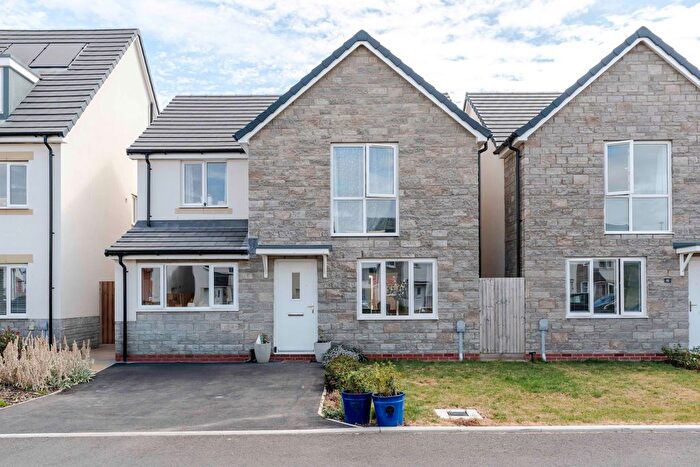 4 Bedroom Detached House For Sale In Lancaster Crescent, Weston-Super-Mare, Somerset, BS24