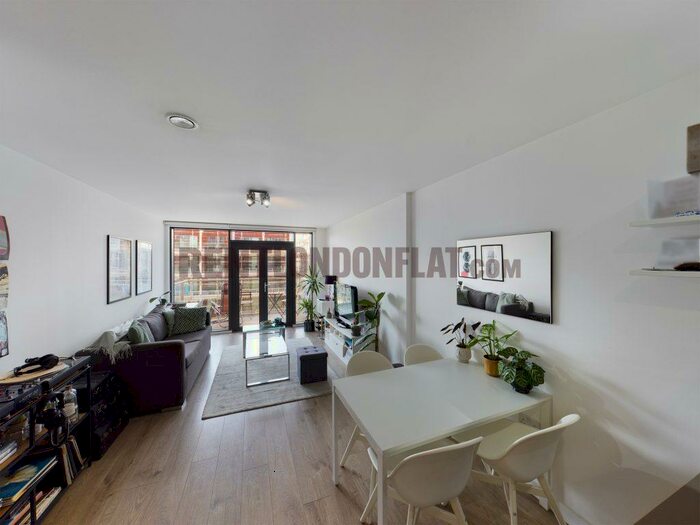 1 Bedroom Flat To Rent In Astounding Bed Flat In Dalston, E8