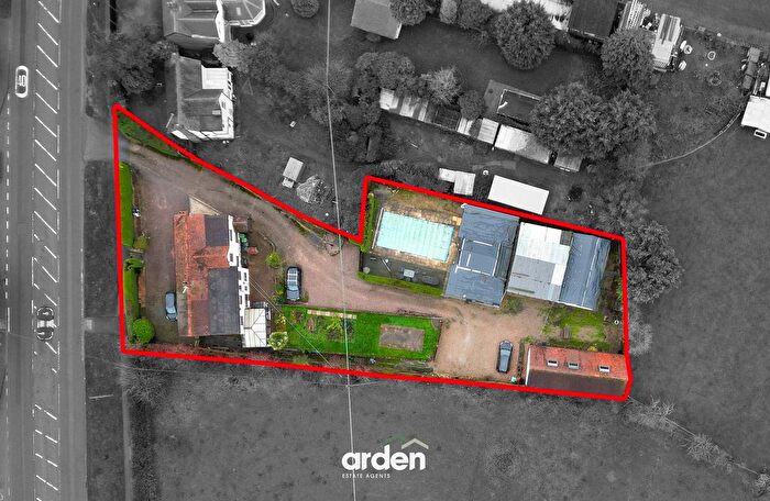 Detached House For Sale In Redditch Road, Alvechurch, B48