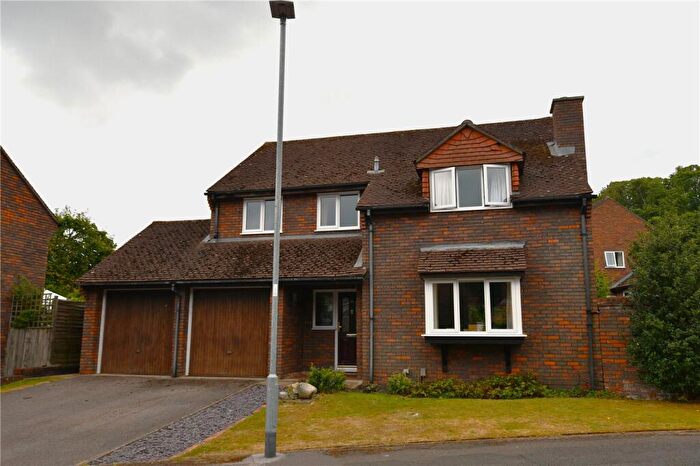 4 Bedroom Detached House For Sale In Camellia Way, Wokingham, Berkshire, RG41