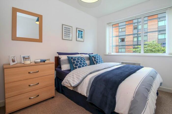 1 Bedroom Flat To Rent In Lexington Court, Broadway, Salford, M50