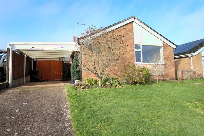 2 Bedroom Detached Bungalow For Sale In Springfield Road, Lower Somersham, Ipswich, IP8