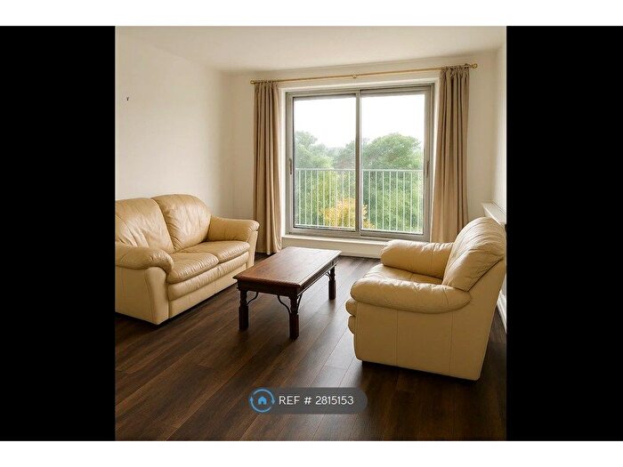 2 Bedroom Flat To Rent In Linden Hall, Bournemouth, BH1