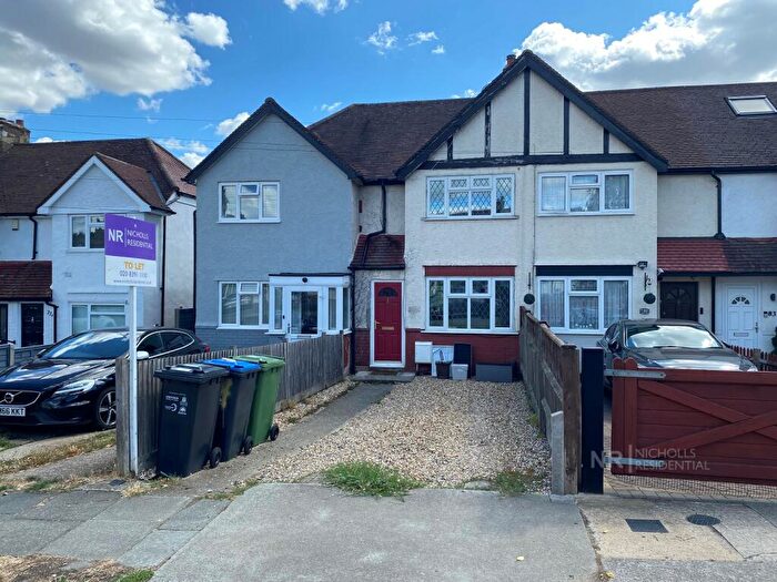 2 Bedroom Terraced House To Rent In Gilders Road, Chessington, Surrey., KT9