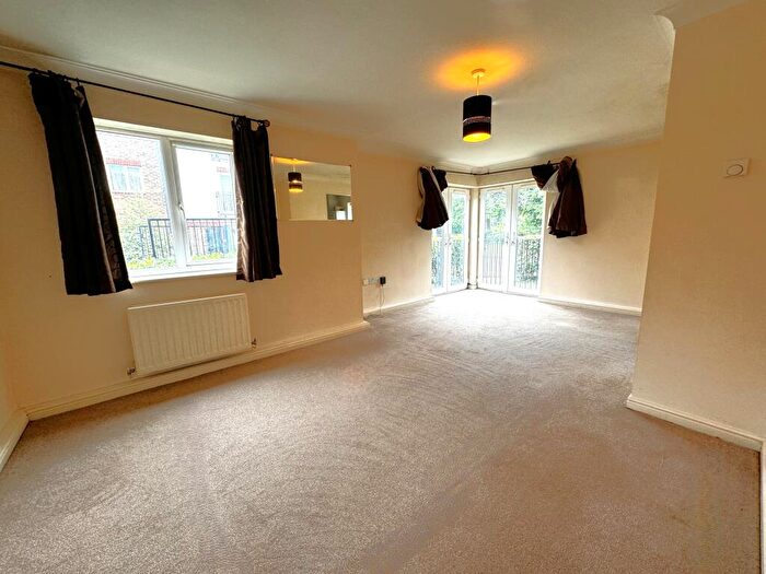 2 Bedroom Apartment To Rent In Akerlea Close, Netherfield, Milton Keynes, MK6