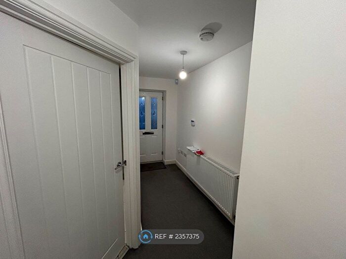 4 Bedroom Semi-Detached House To Rent In Gateford Road, Worksop, S81