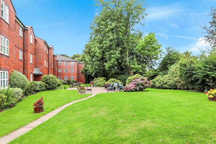 2 Bedroom Flat For Sale In High View, Walsall, WS1