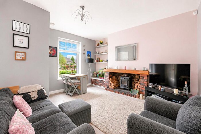 1 Bedroom Terraced House For Sale In Burnley Road East, Rossendale, BB4