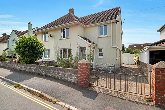 3 Bedroom Terraced House For Sale In Shorelands Road, Barnstaple, Devon, EX31