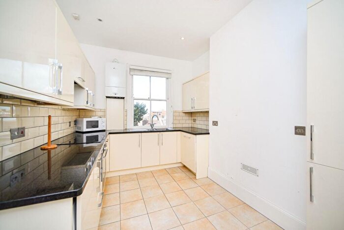 2 Bedroom Apartment To Rent In Ventnor Villas, Hove, BN3