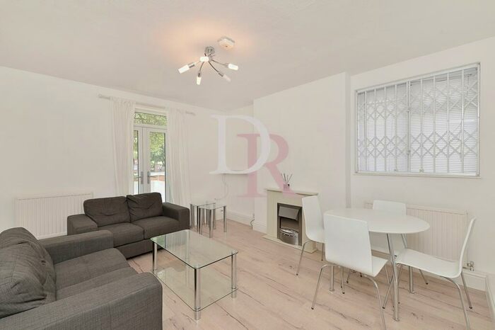2 Bedroom Apartment To Rent In Studholme Court, Finchley Road, Hampstead, NW3