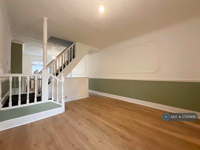 3 Bedroom Terraced House To Rent In New Street, Bentley, Doncaster, DN5