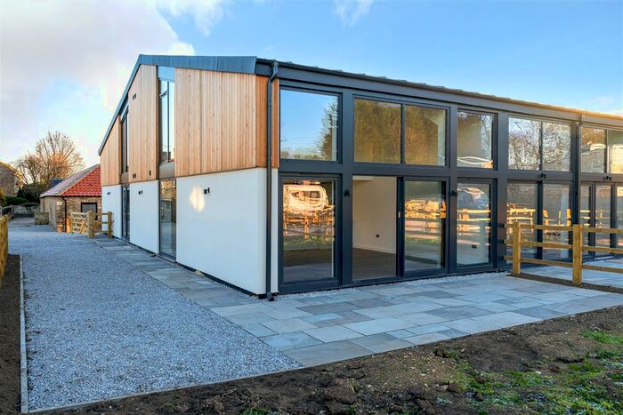 4 Bedroom Barn Conversion For Sale In The Threshing Barn, Lumby Hall Farm, Lumby, LS25