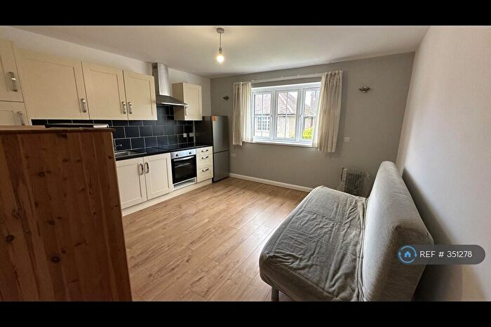 1 Bedroom Flat To Rent In Southgate, London, N14