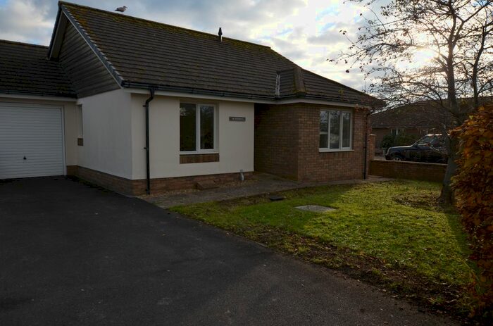 2 Bedroom Detached Bungalow To Rent In Wrafton Road, Braunton EX33