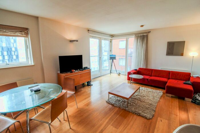 2 Bedroom Flat To Rent In City Road East, Manchester, M15