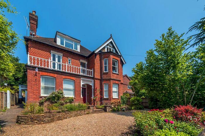 1 Bedroom Character Property To Rent In Peperharow Road, Godalming, GU7