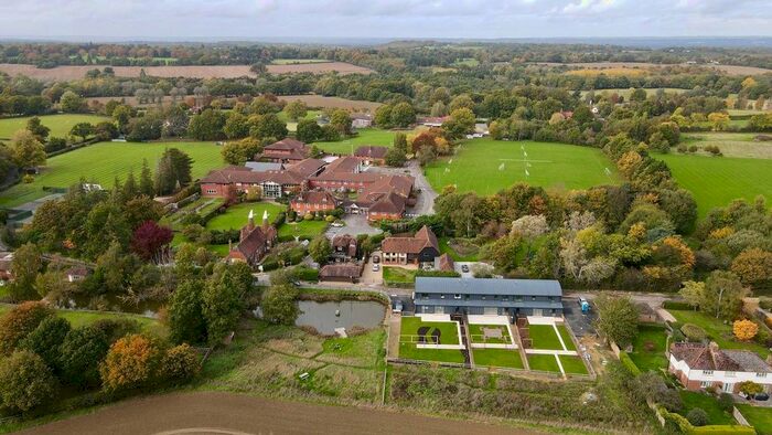 4 Bedroom Detached House For Sale In Course Horn Lane, Cranbrook, TN17