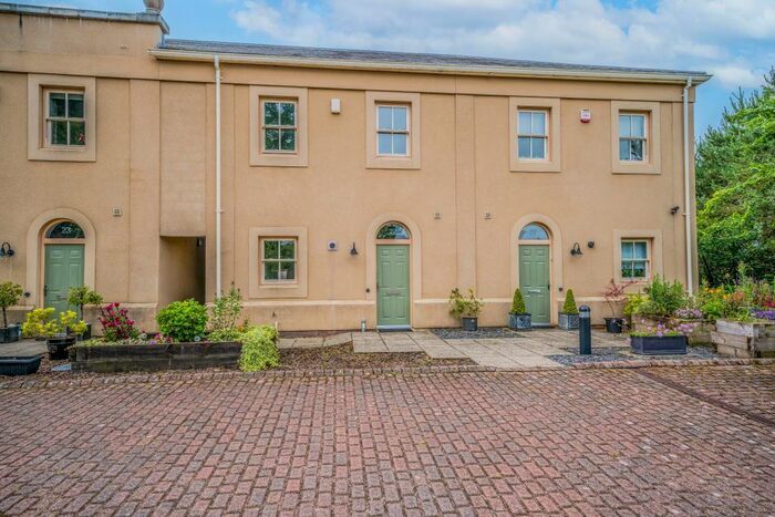 4 Bedroom Mews For Sale In Grange Park Drive, Biddulph, Stoke-on-Trent, ST8
