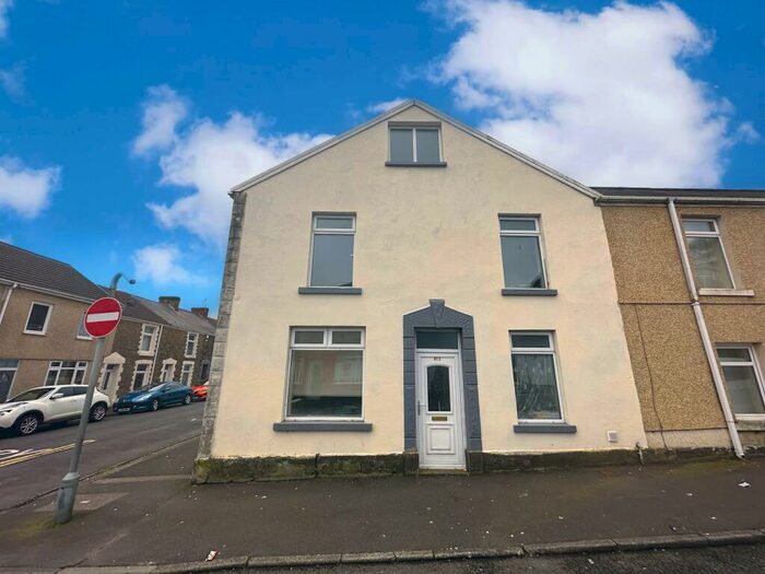 2 Bedroom House To Rent In Mysydd Road, Landore, Swansea, SA1