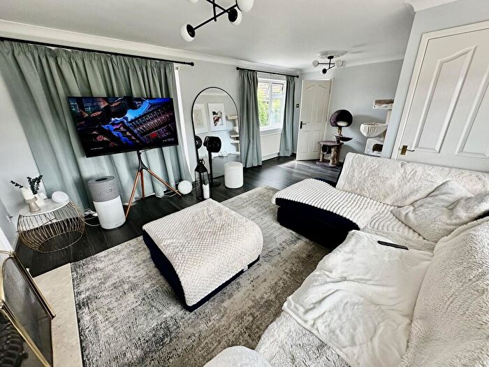 2 Bedroom Detached Bungalow For Sale In Mallard Avenue, Barnby Dun, Doncaster, DN3