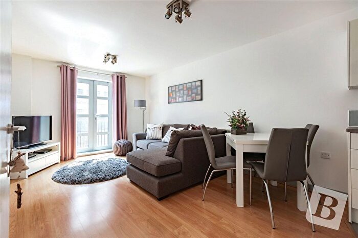 1 Bedroom Flat For Sale In Hazeleigh House, Market Place, Romford, RM1