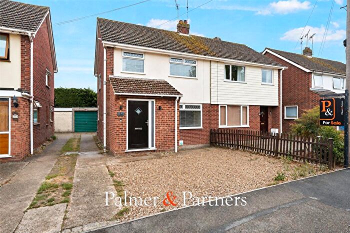 3 Bedroom Semi-Detached House For Sale In Broomfield Crescent, Wivenhoe, Colchester, Essex, CO7