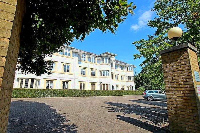 2 Bedroom Flat To Rent In Norwood Green Road, Southall, UB2