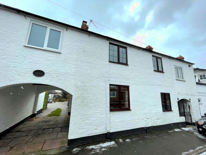 3 Bedroom Detached House To Rent In Argyle Mews, Eastwood, NG16