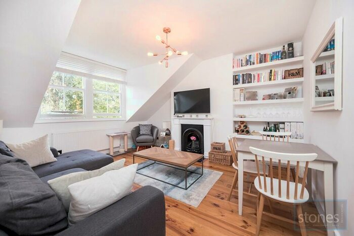 2 Bedroom Apartment To Rent In Brondesbury Villas, London, NW6
