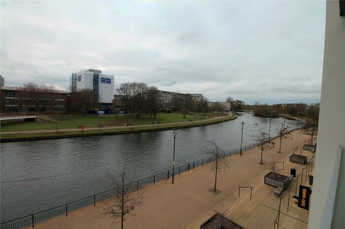 1 Bedroom Flat To Rent In Riverside Square, Bedford, Bedfordshire, MK40